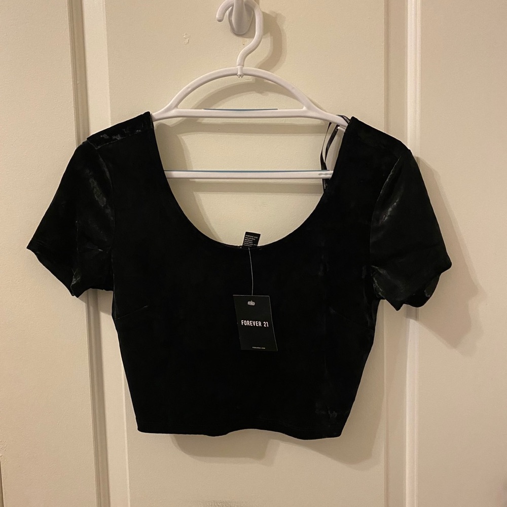 Black, velvet, crop top